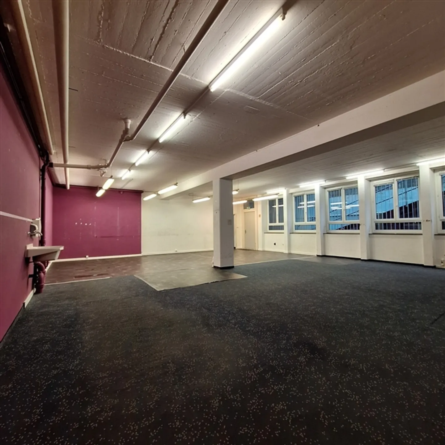 Apartment - Photo 7 of 13