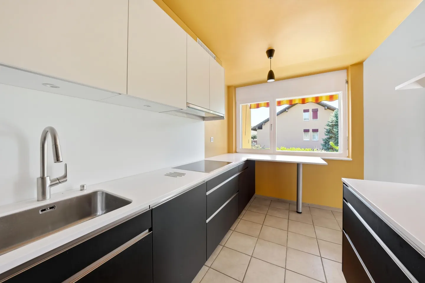 Charming Apartment in Bursinel - Photo 7 of 9