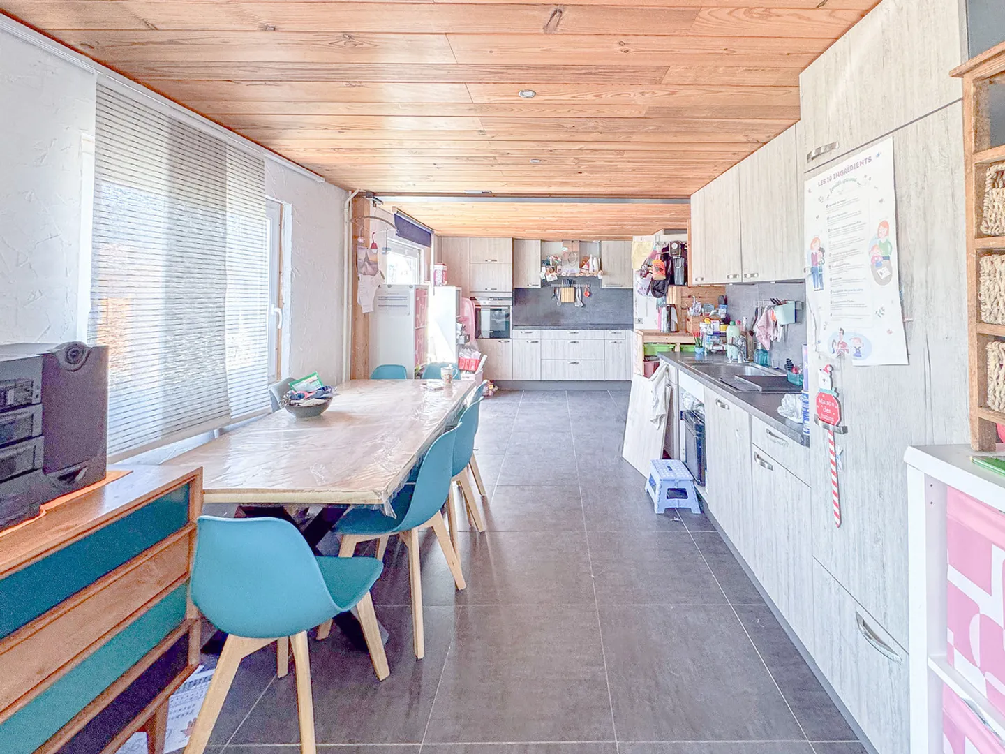 Casa unifamiliare con 5.5 stanze
Giardino, orto e bel corridoio - Foto 5 di 19