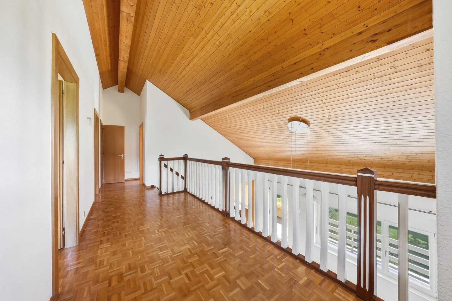 Charming Apartment in Bursinel - Photo 9 of 9