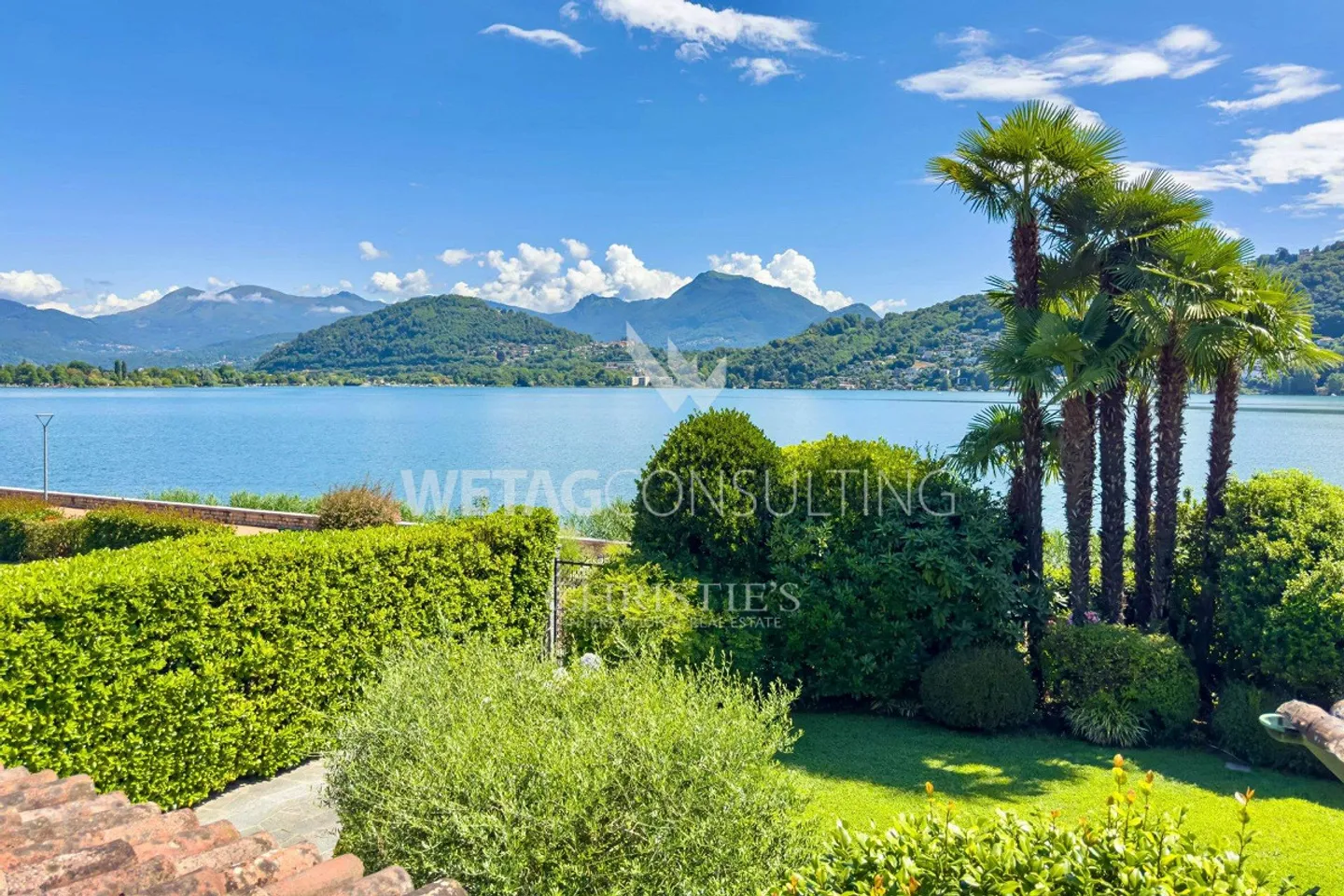 Villa elegante con piscina a Lugano-Magliaso in vendita, direttamente su ... - Foto 2 di 13