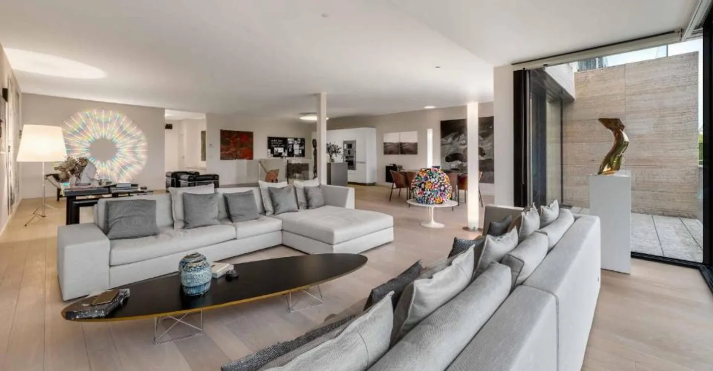 Coup de cœur: sublime contemporary duplex with gardens, view of the fields and the lake - Photo 1 of 11