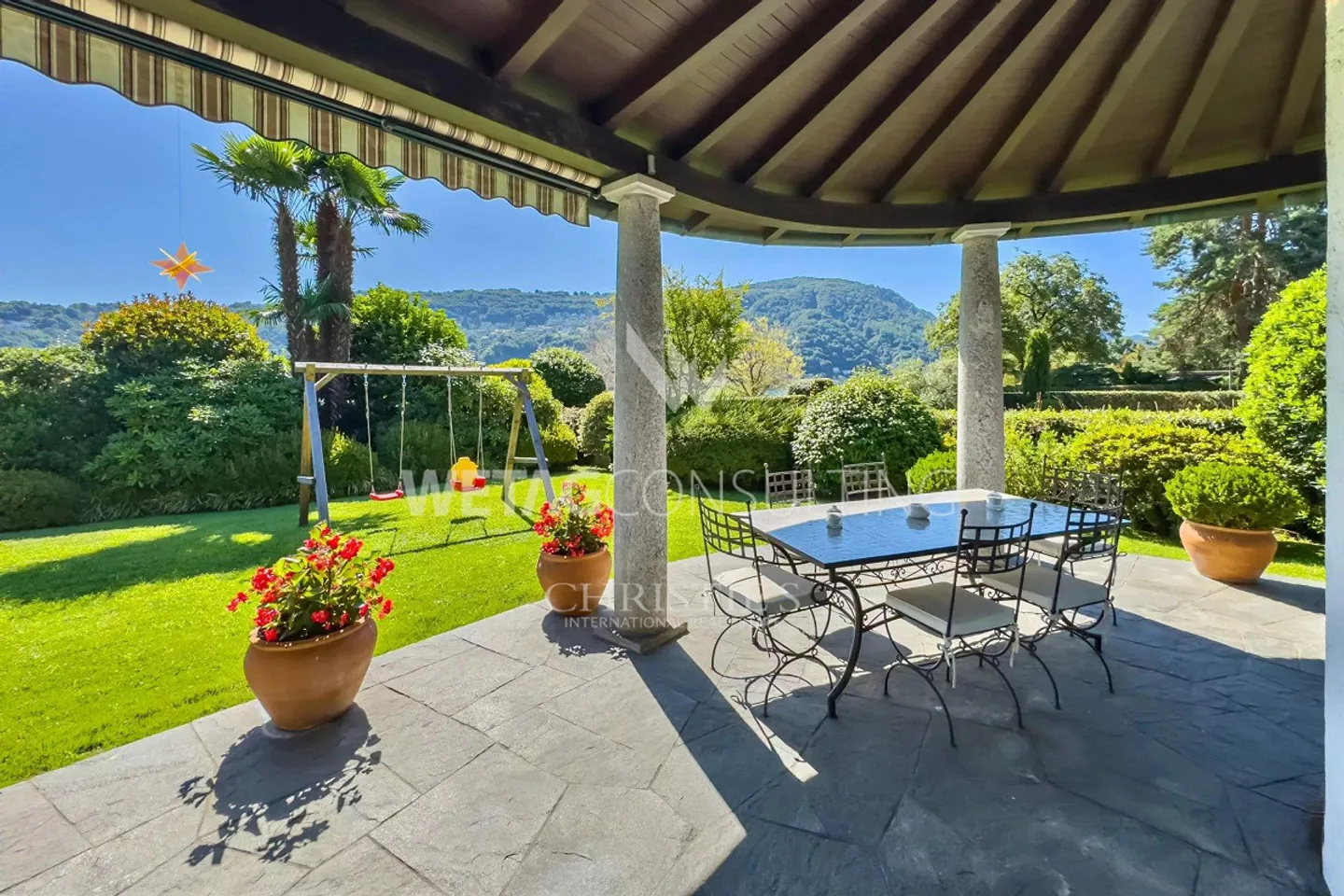 Villa elegante con piscina a Lugano-Magliaso in vendita, direttamente su ... - Foto 5 di 13