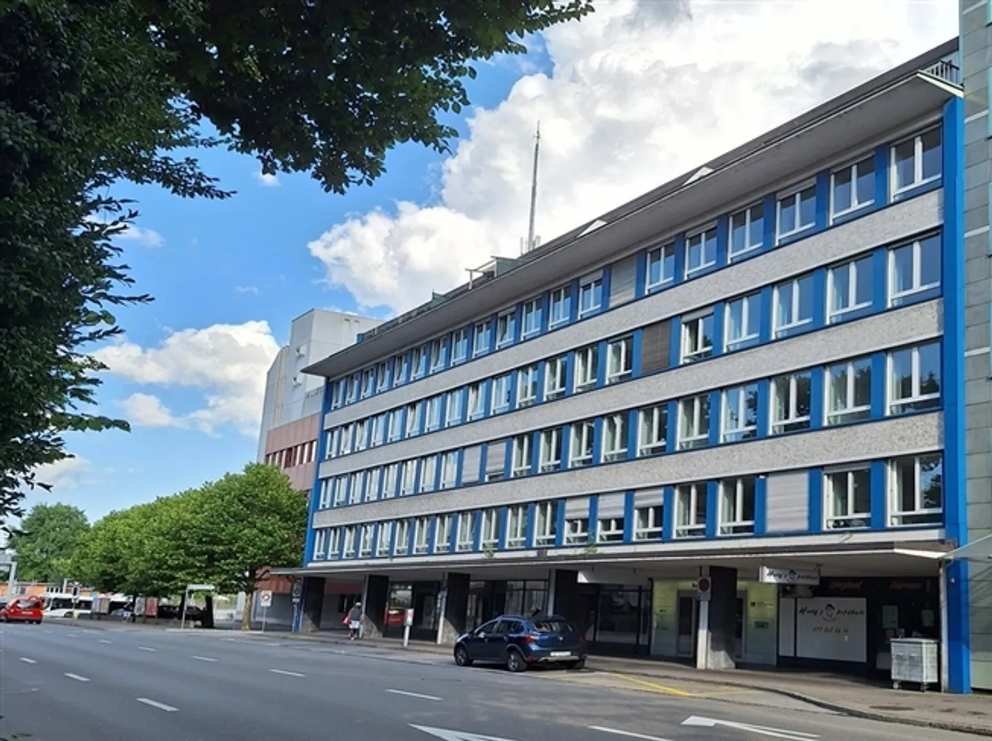 «Office» - Photo 1 sur 13