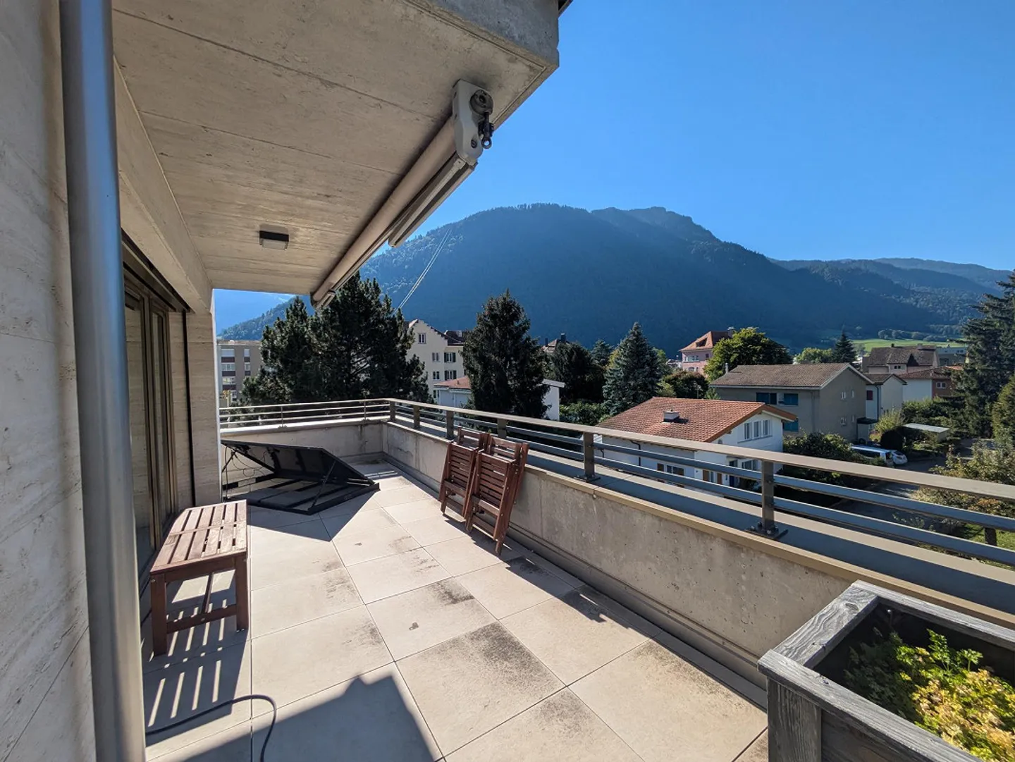 Moderno appartamento attico di 2,5 stanze in posizione tranquilla - Foto 6 di 7