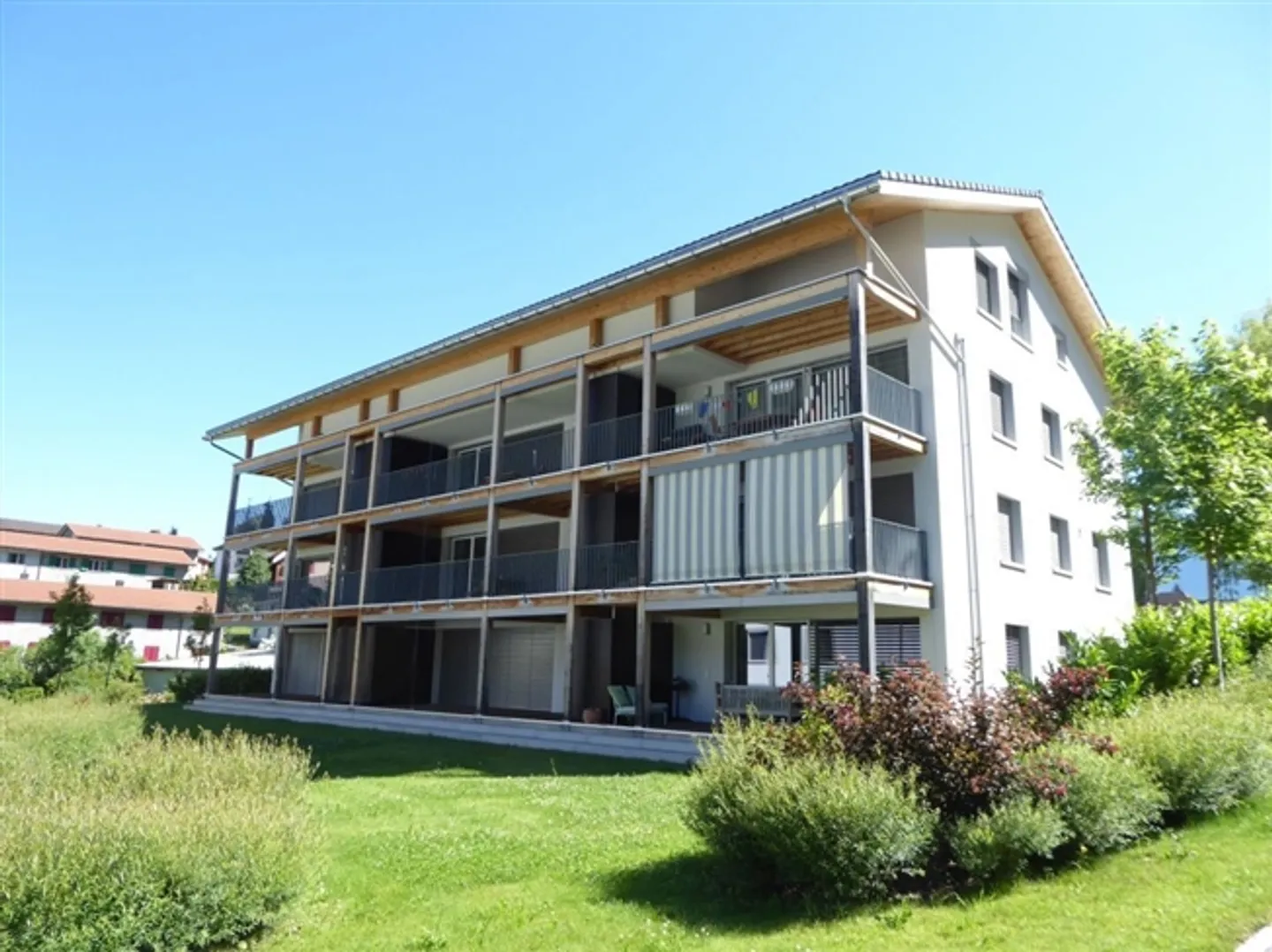 Modern 3 1/2-room apartment with large balcony - Photo 1 of 15