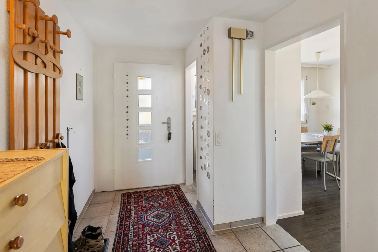 Incantevole casa a schiera angolare in posizione attraente vicino al Greifensee - Foto 18 di 37