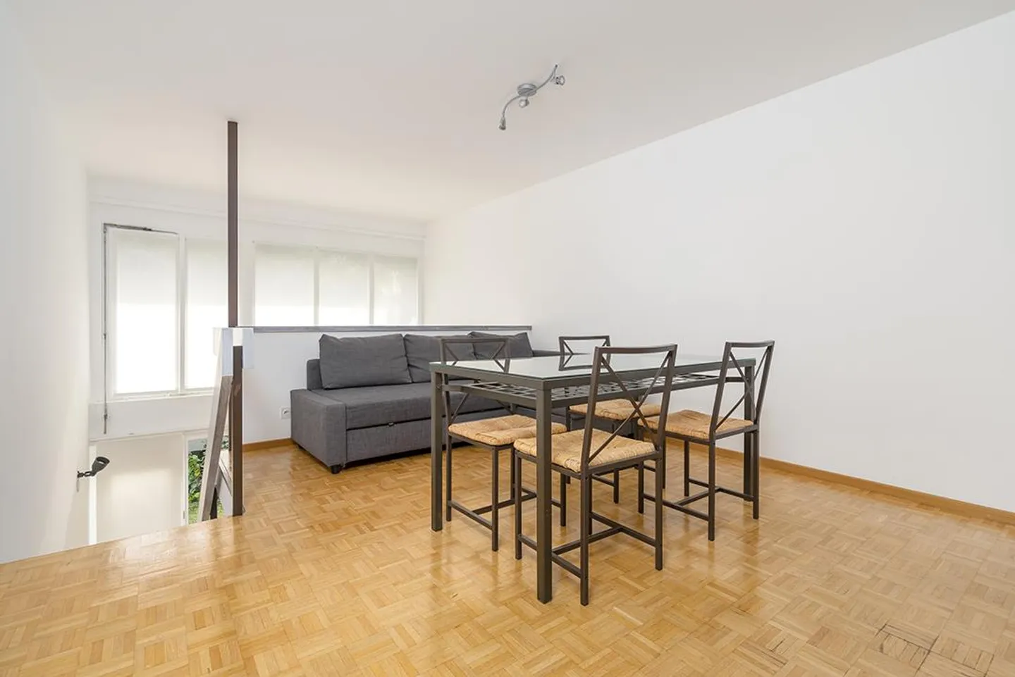 Luminoso duplex con giardino nel cuore della città - Foto 3 di 11