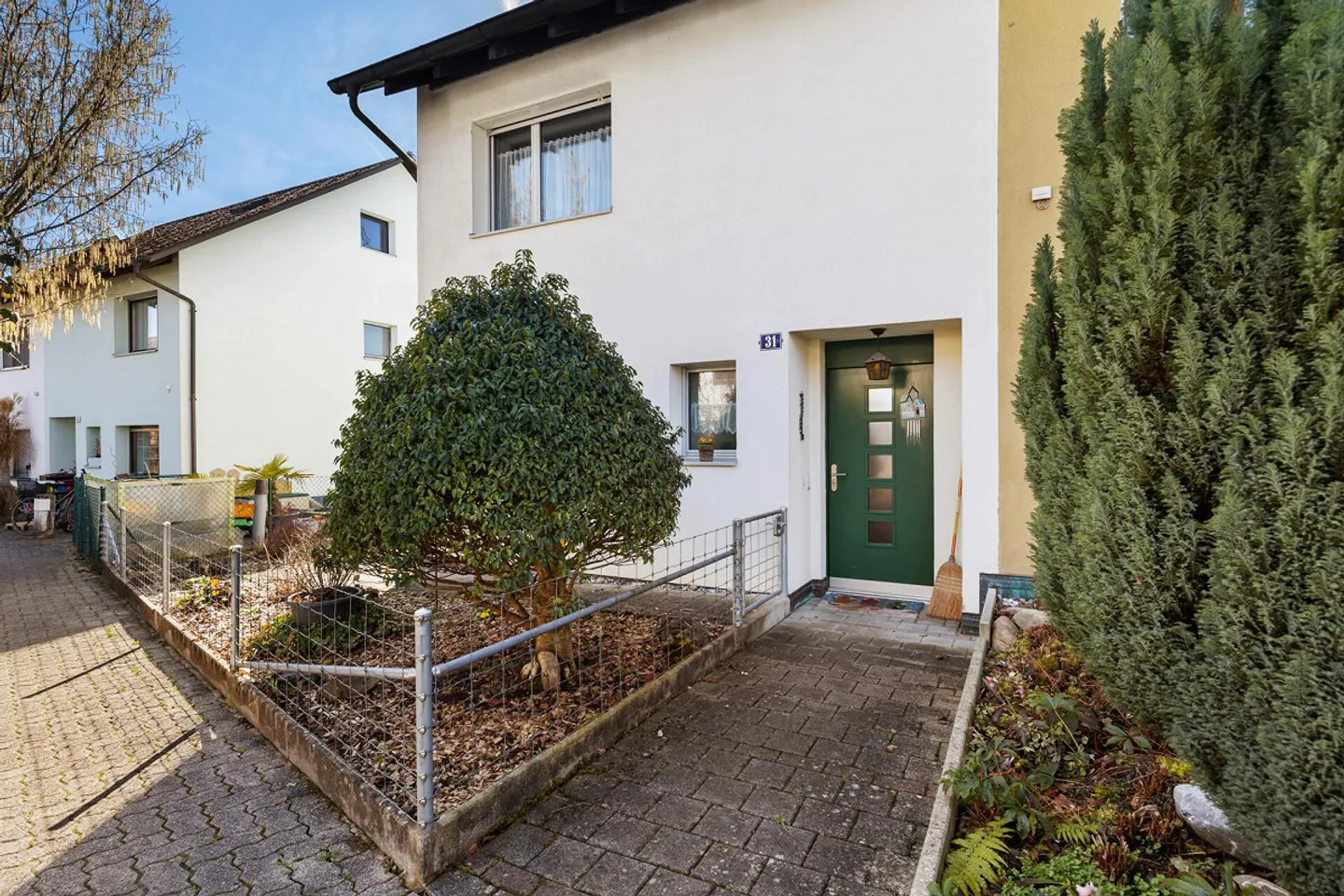 Incantevole casa a schiera angolare in posizione attraente vicino al Greifensee - Foto 27 di 37