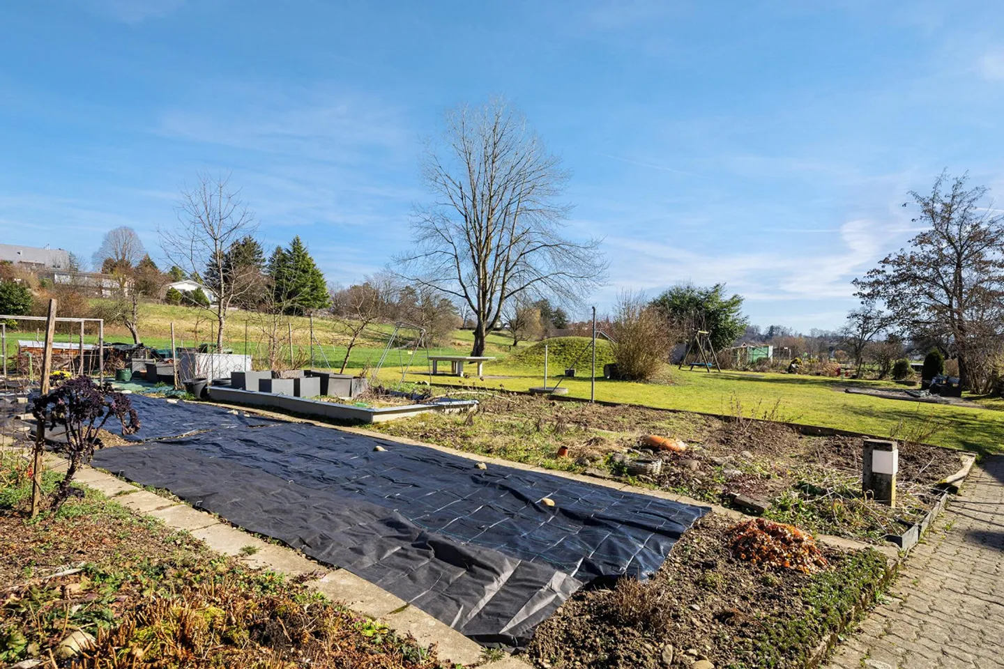 Incantevole casa a schiera angolare in posizione attraente vicino al Greifensee - Foto 30 di 37