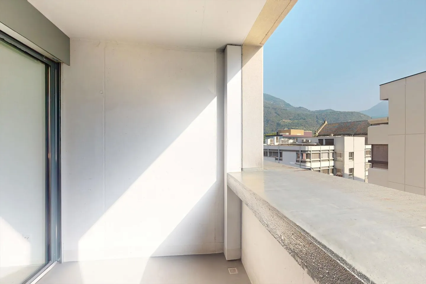 Vivi Bellinzona con stile - 2,5 stanze in posizione centrale - Foto 3 di 5