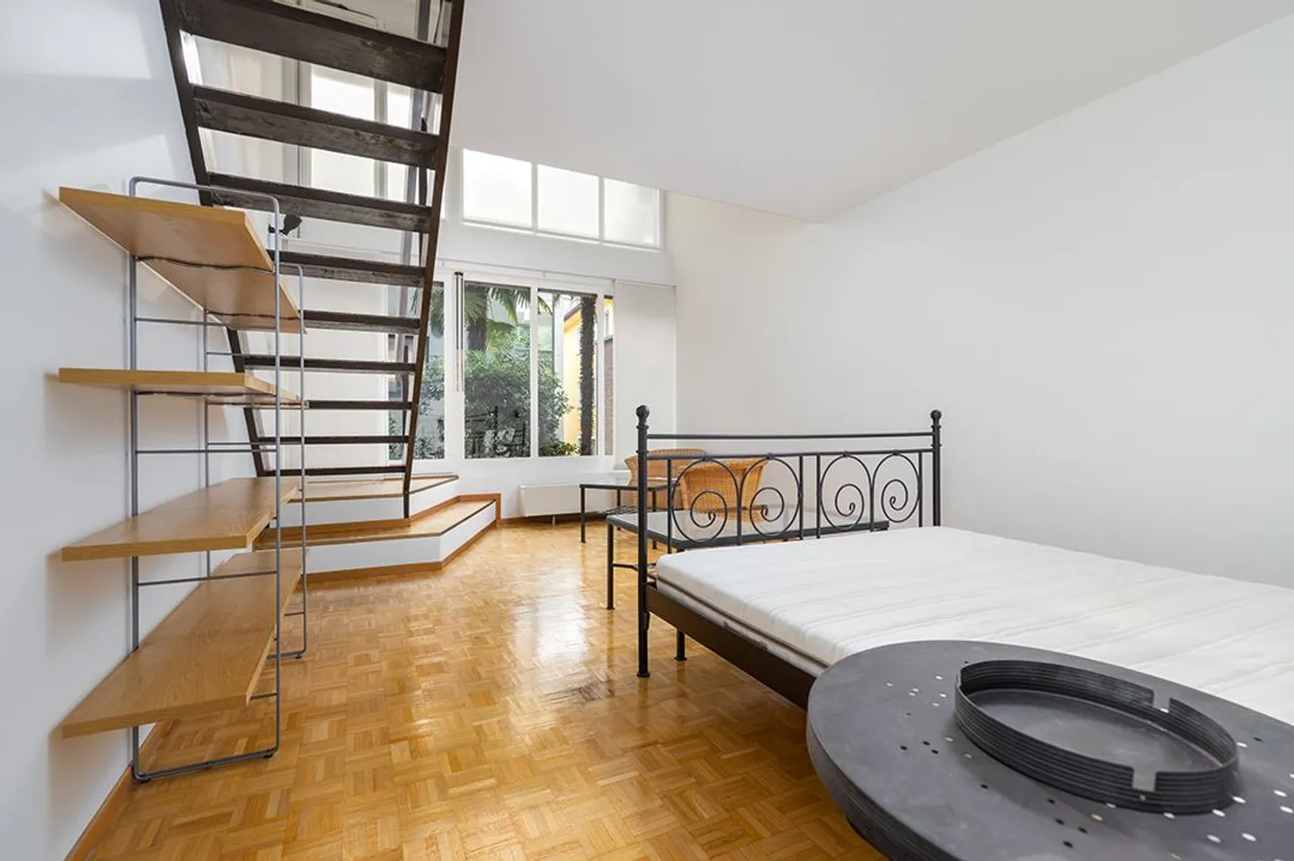 Luminoso duplex con giardino nel cuore della città - Foto 7 di 11