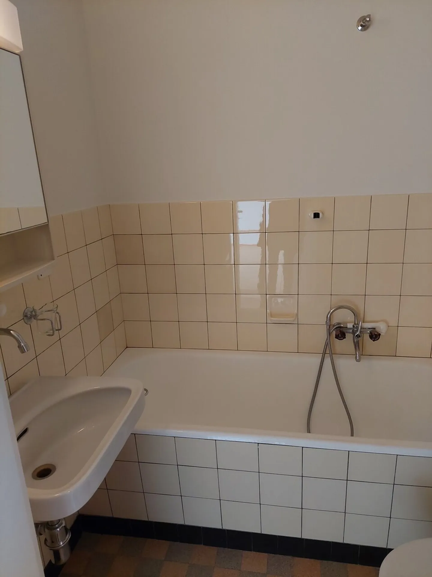 Gemütliches Studio in Grenchen - Foto 6 von 6