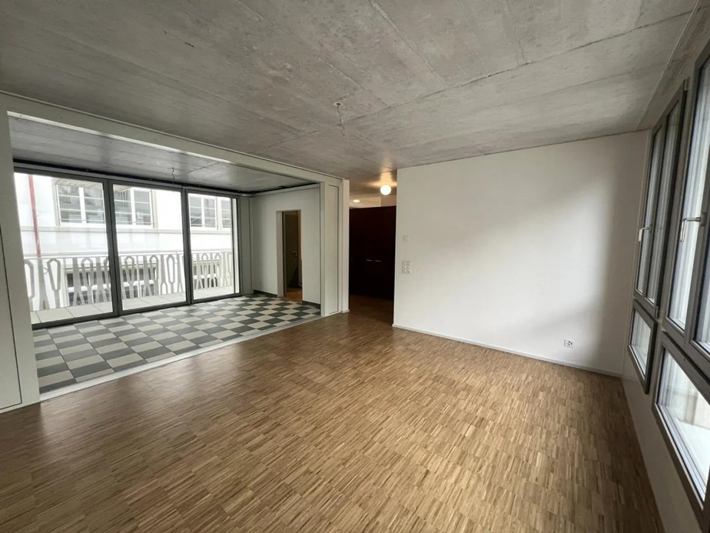 Modernes Apartment im Zentrum von Schaffhausen - Foto 5 von 13