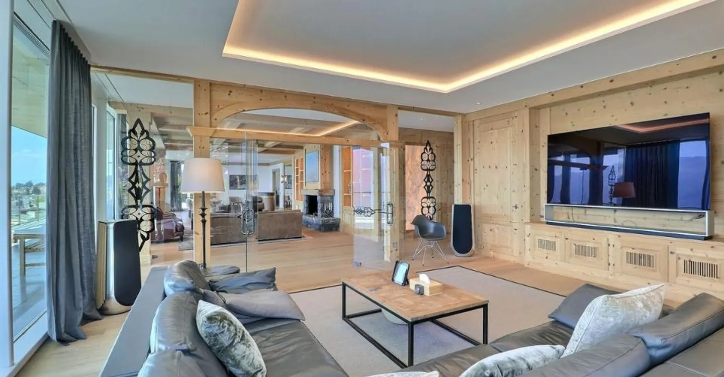 Attico eccezionale di 420 m2 + 266 m2 di terrazza con vista panoramica a 360° - Foto 9 di 13