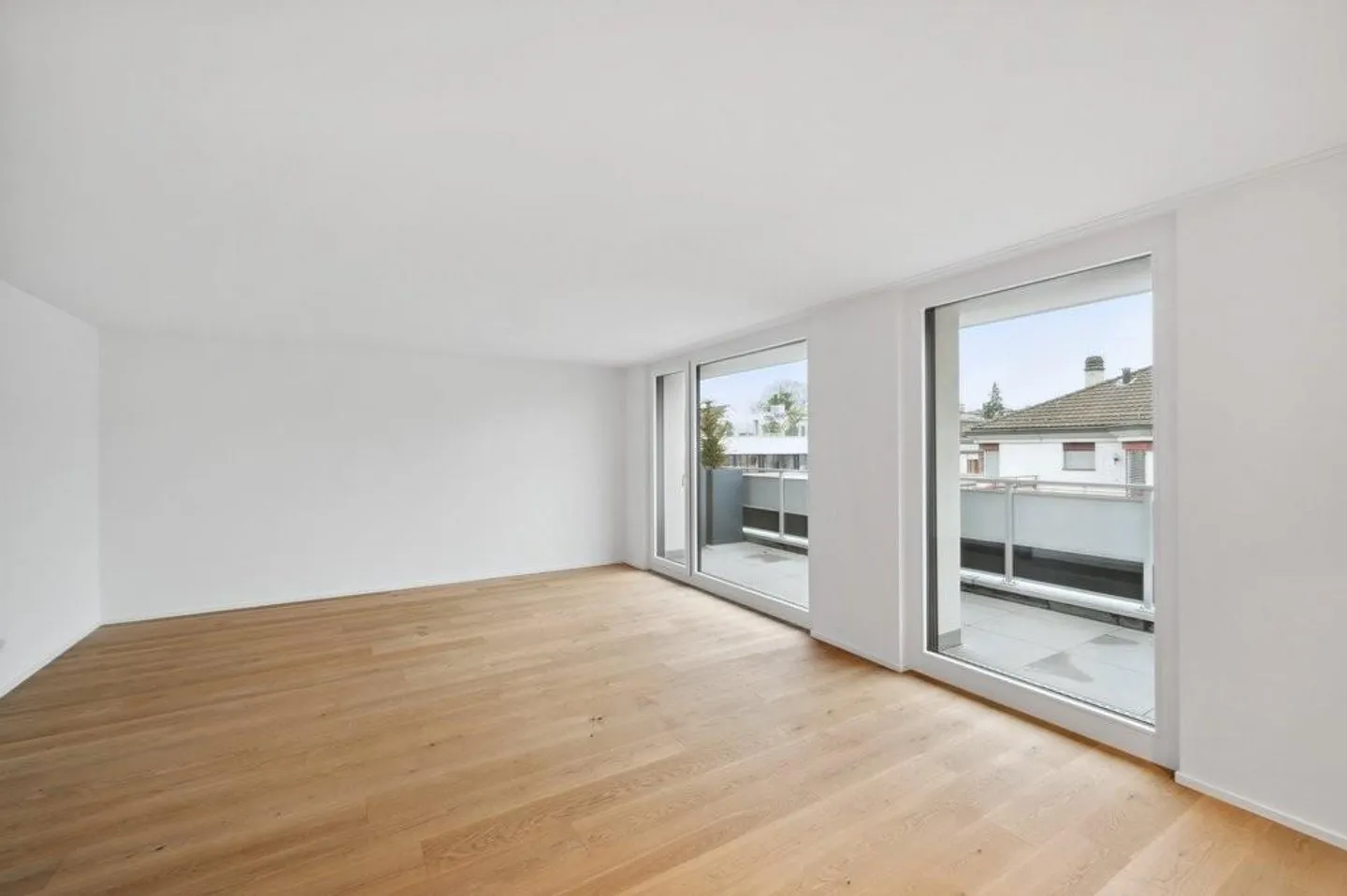 Stilvolles Penthouse mit Terrasse - Foto 4 von 12