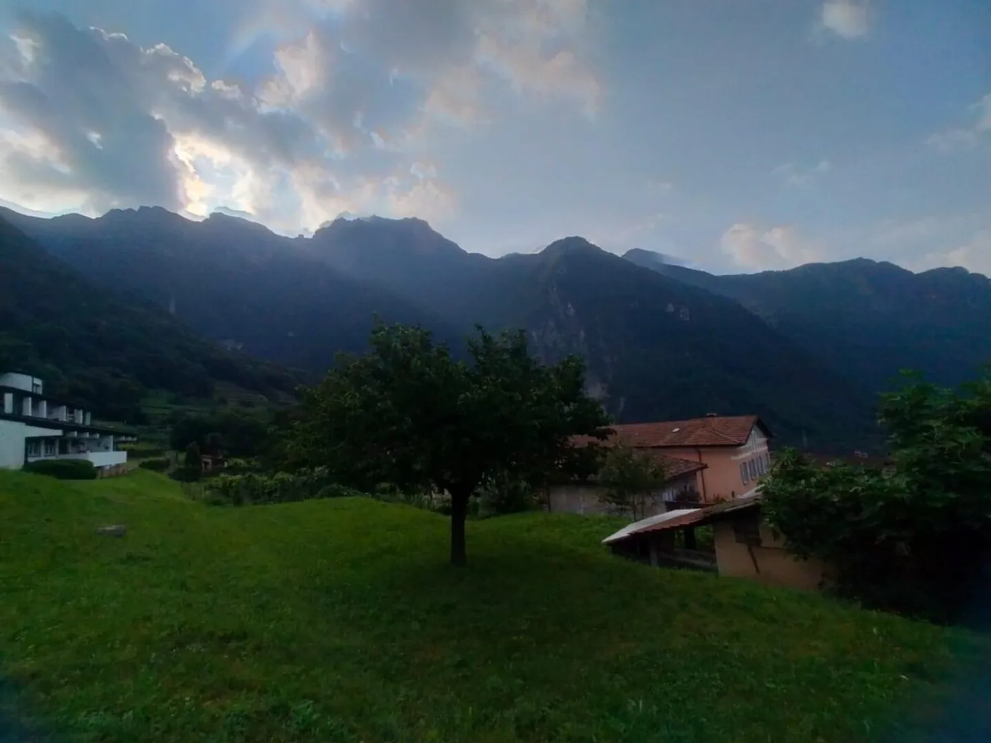 Charmantes Schweizer Chalet - Foto 5 von 8