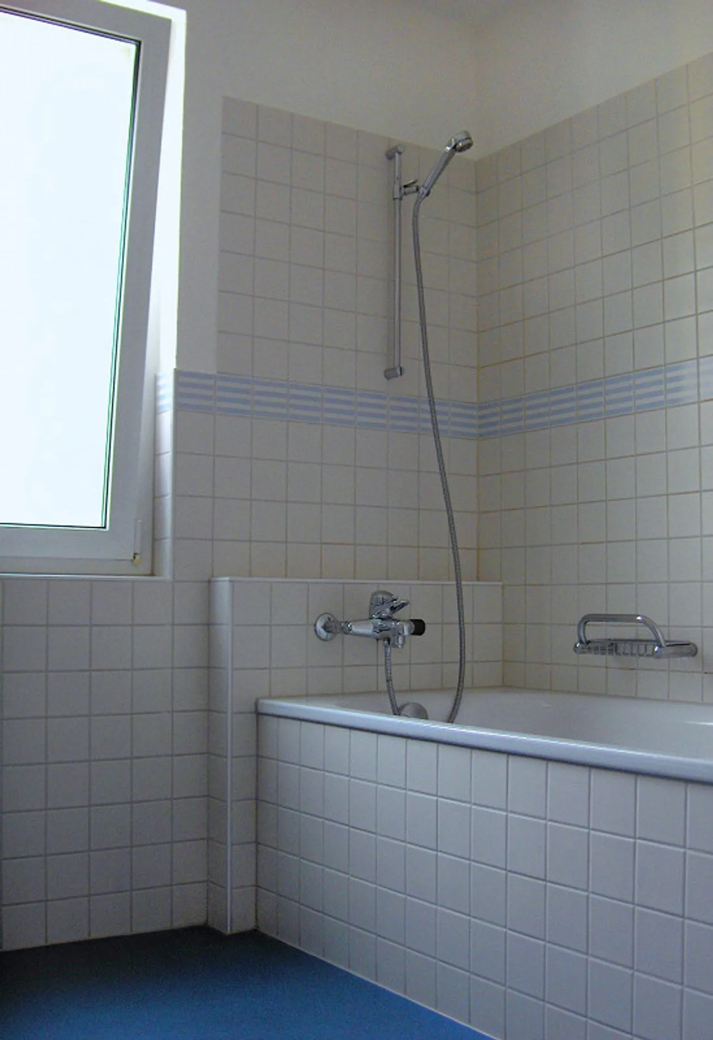 3.5-room apartment in a quiet and sunny location - Photo 3 of 9