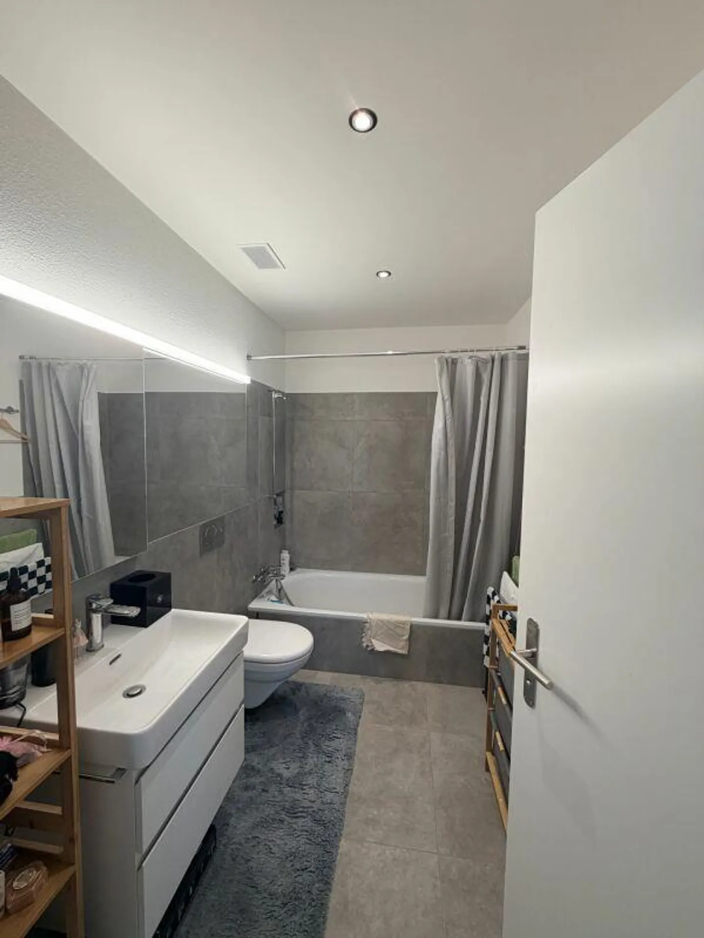 Moderne 4.5 Zimmerwohnung in Siebnen - Foto 2 von 6