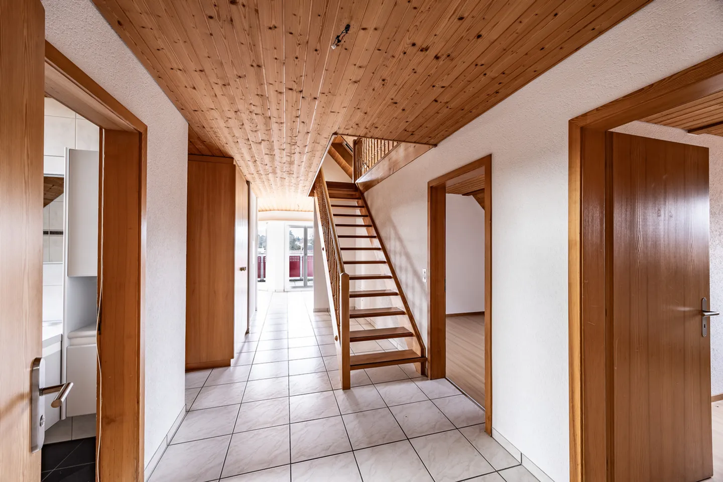 Grosse Maisonette-Wohnung an Top-Lage - Foto 2 von 8