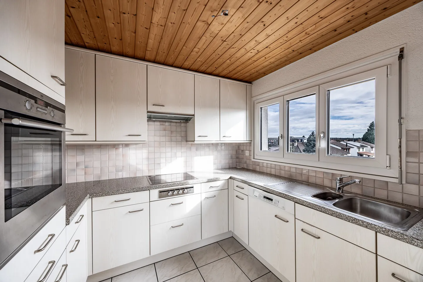 Grosse Maisonette-Wohnung an Top-Lage - Foto 4 von 8