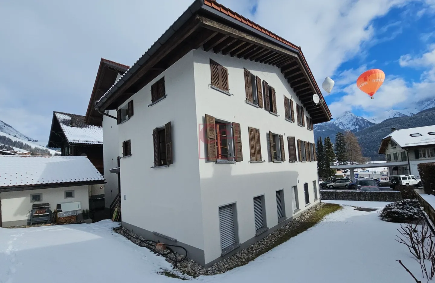 3-room apartment, close to the village center - Photo 1 of 3