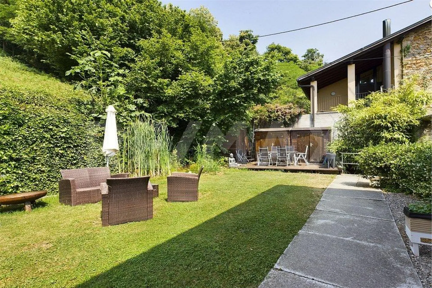 Komfort und Modernität: grosszügige 3-Zimmer- Duplexwohnung zur Miete in Montagnola - Foto 3 von 13