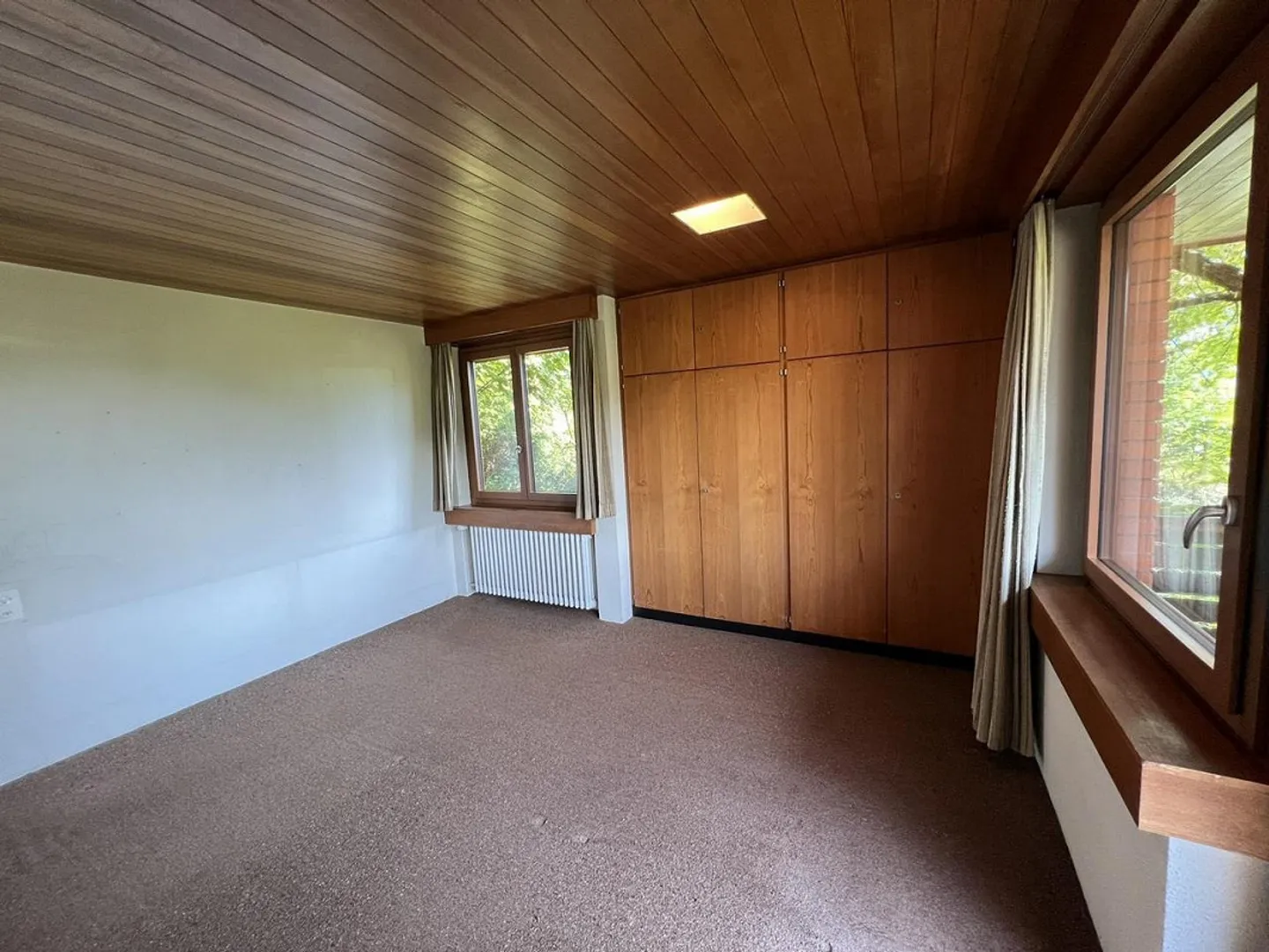 Impressive Architect House with Large Surroundings - Photo 16 of 19