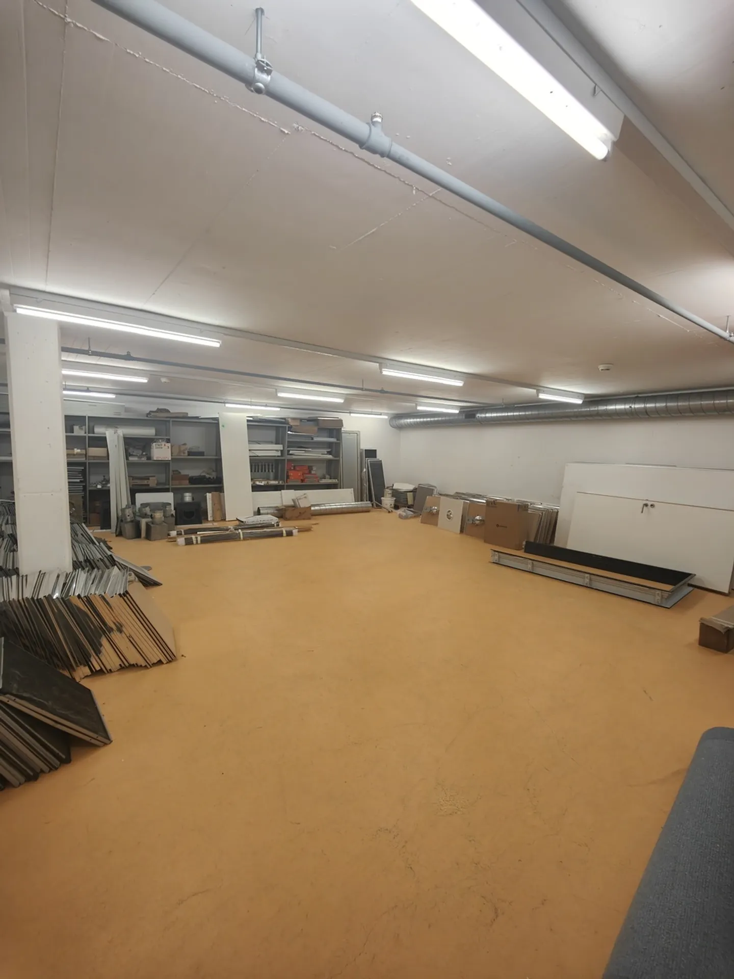 85.8m2 Magazzino Schaffhausen - Stauffacherstrasse 36 - Foto 2 di 10