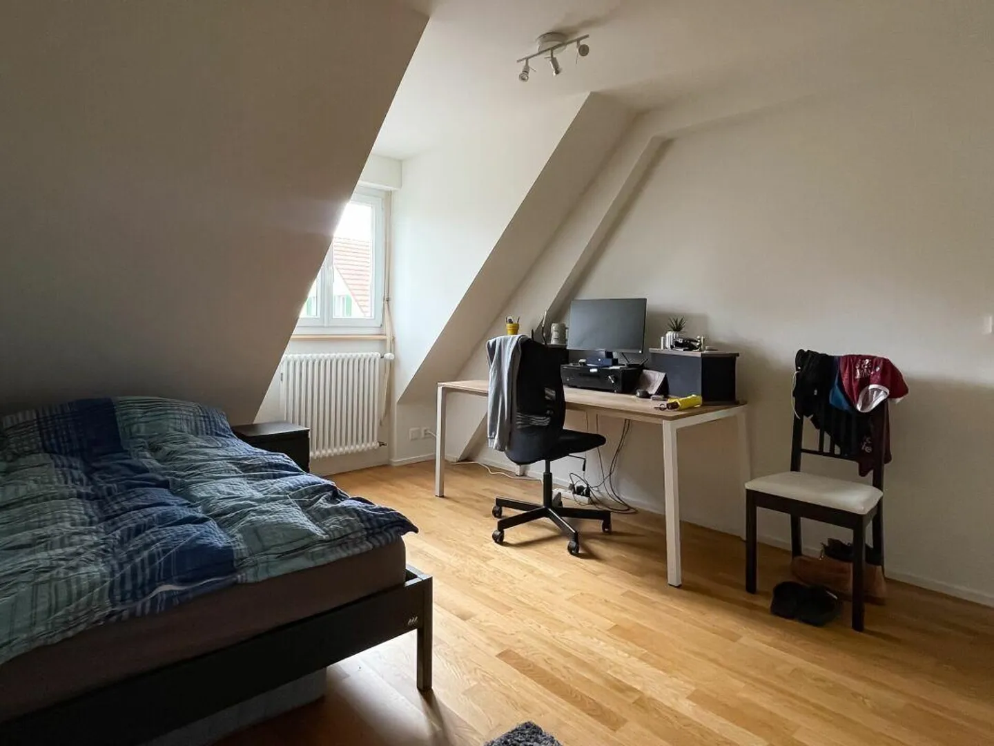 Renovated Multi-Family House - Photo 4 of 15