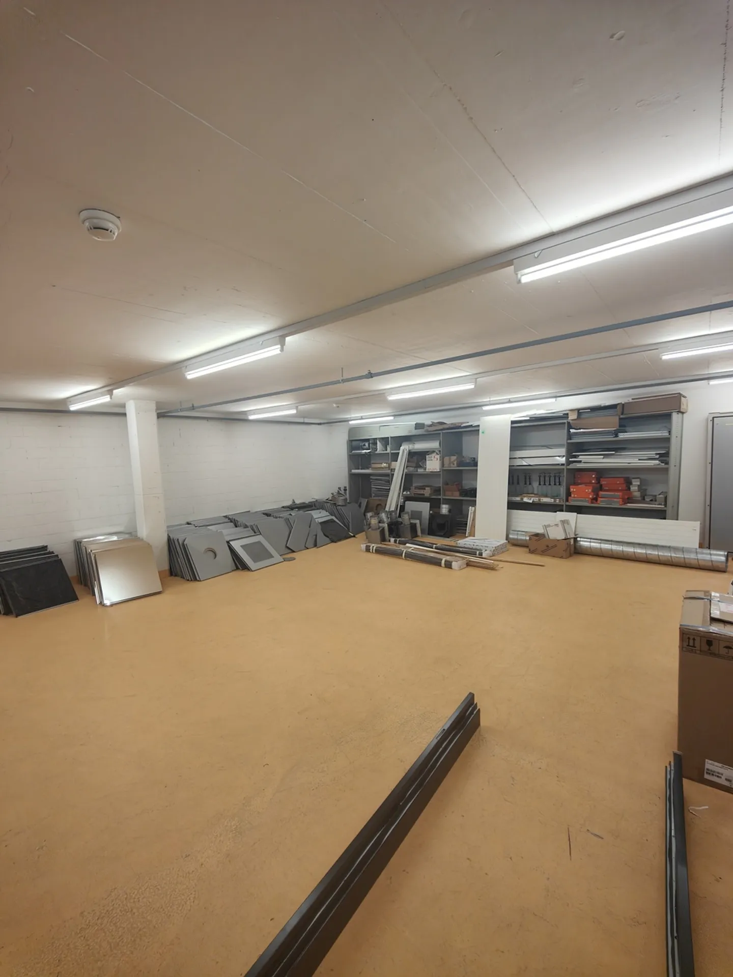 85.8m2 Magazzino Schaffhausen - Stauffacherstrasse 36 - Foto 6 di 10