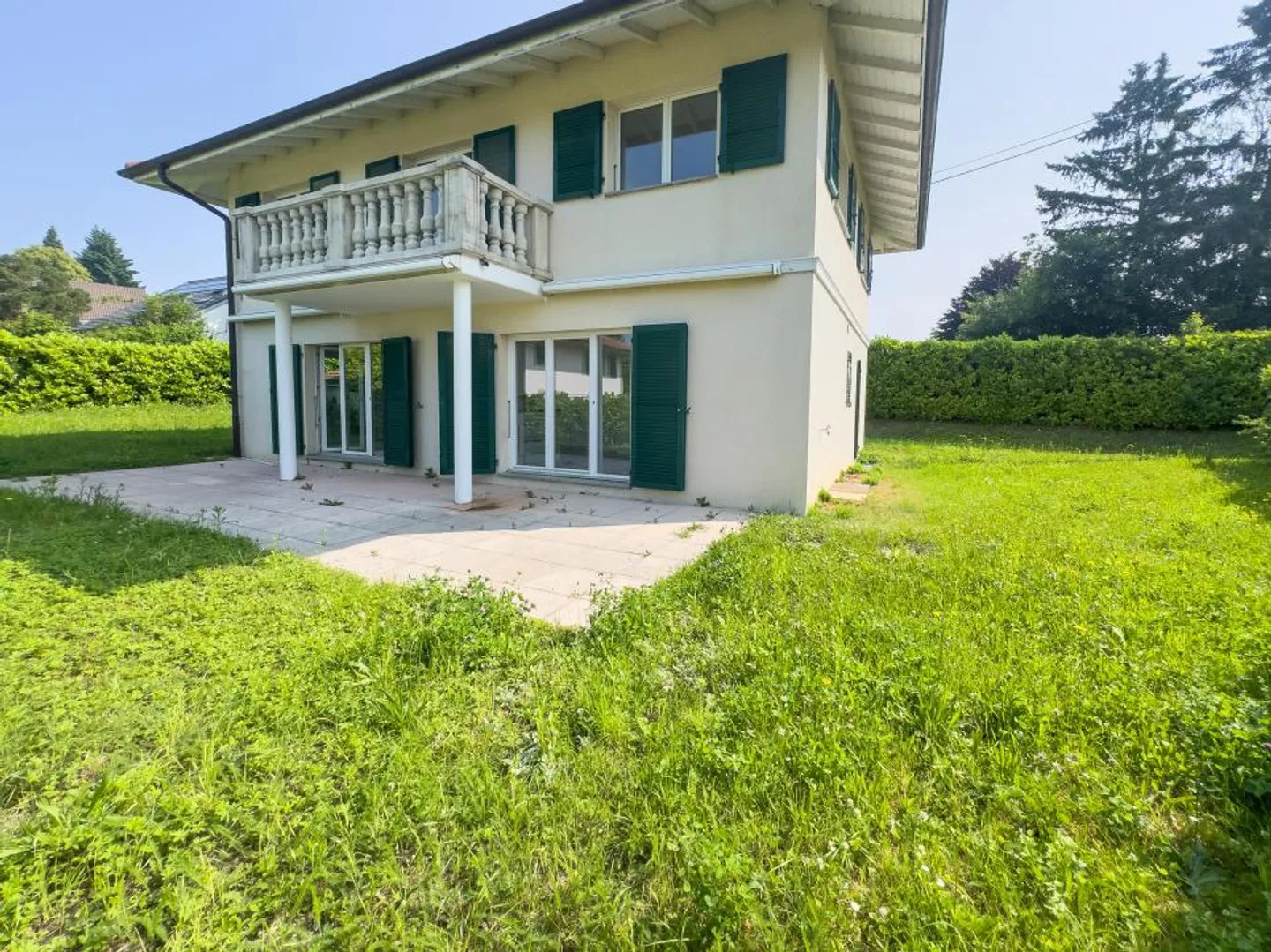 Modern 7-Room Villa with Lake View - Photo 1 of 9