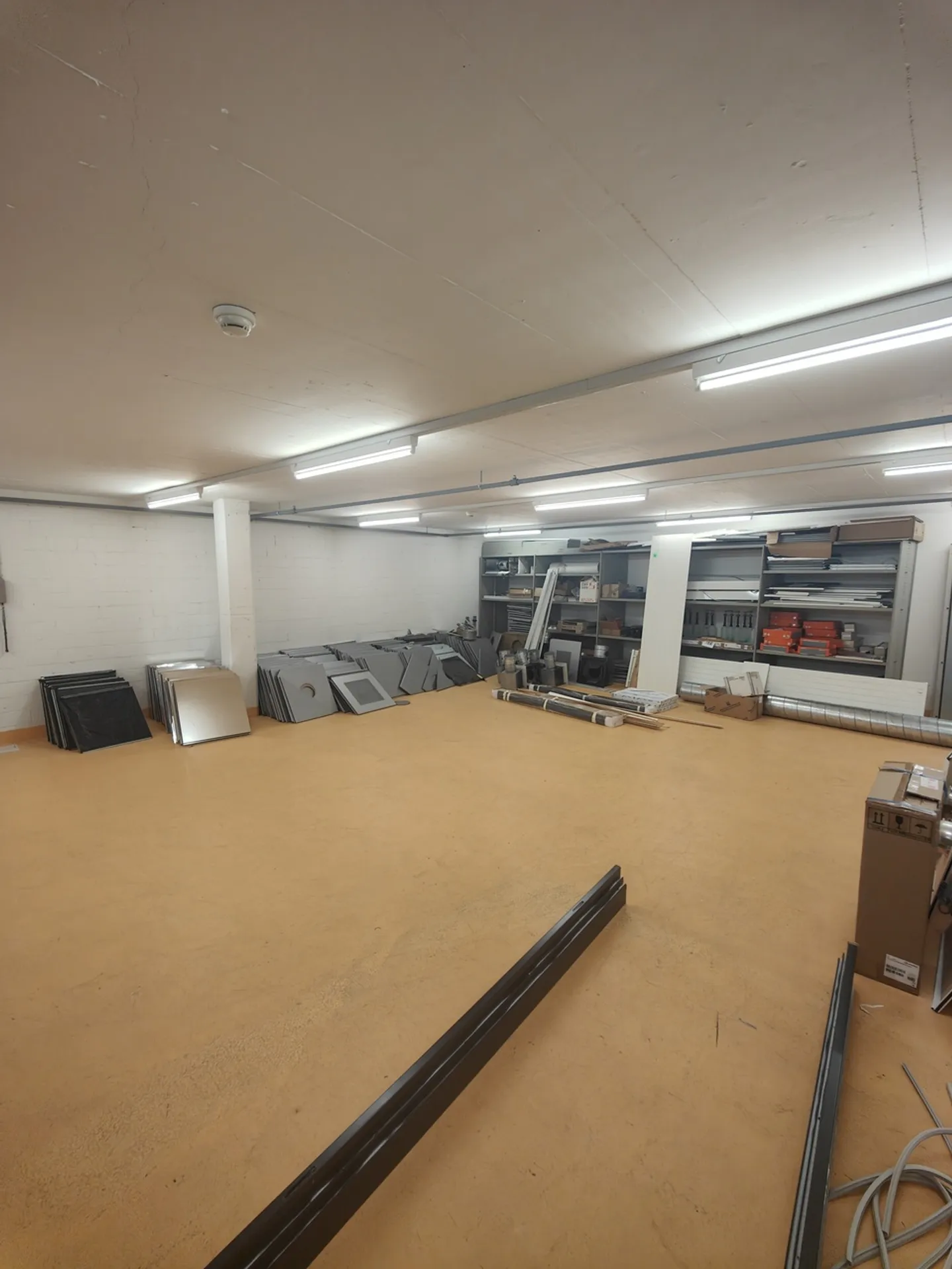 85.8m2 Magazzino Schaffhausen - Stauffacherstrasse 36 - Foto 7 di 10