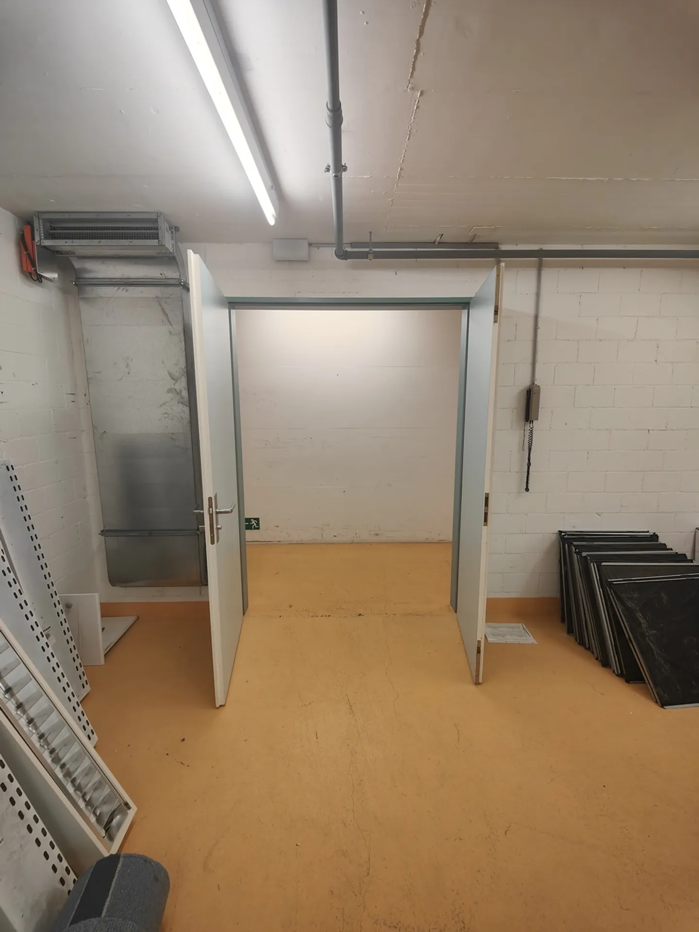 85.8m2 Magazzino Schaffhausen - Stauffacherstrasse 36 - Foto 8 di 10