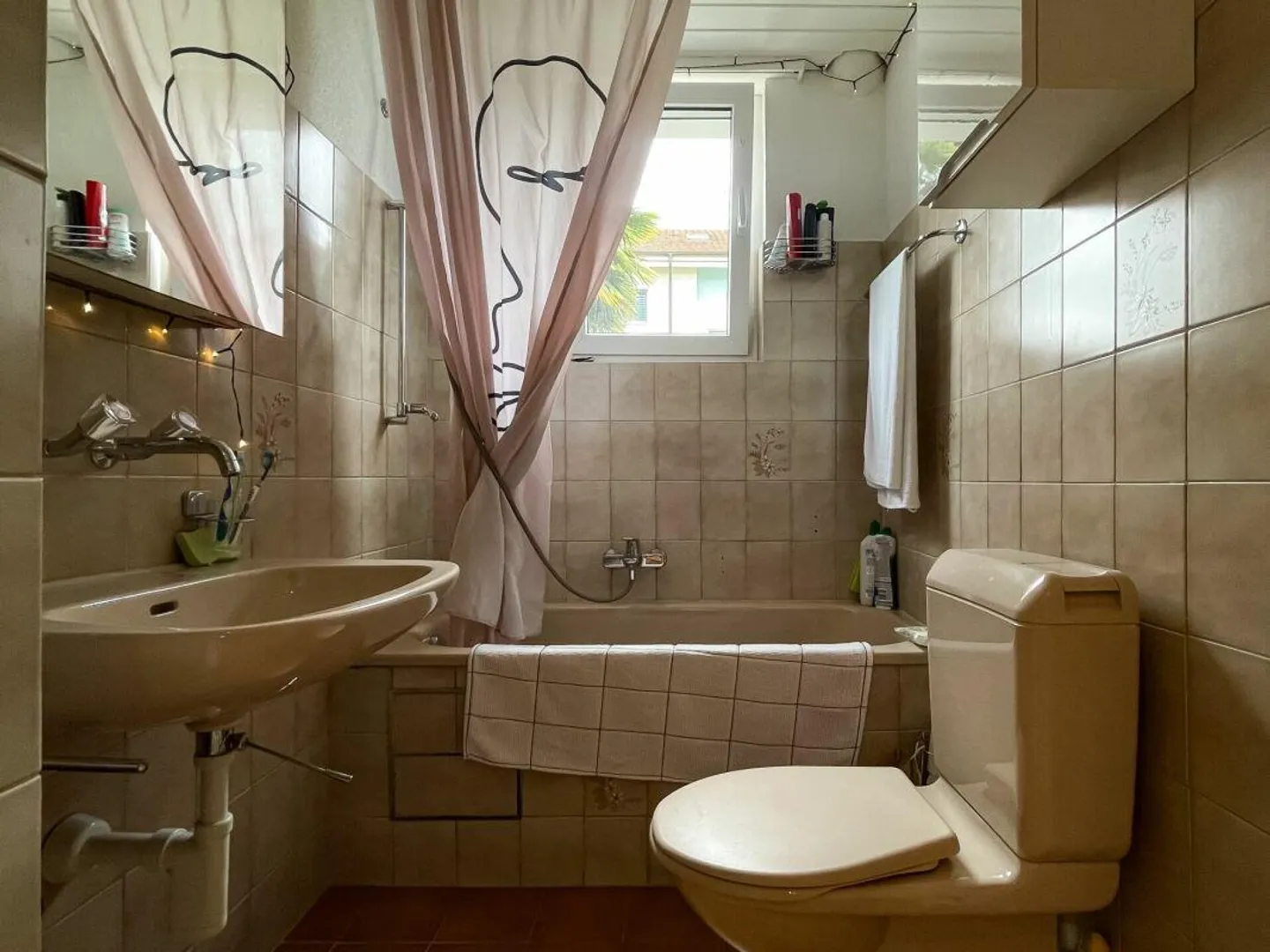 Renovated Multi-Family House - Photo 11 of 15