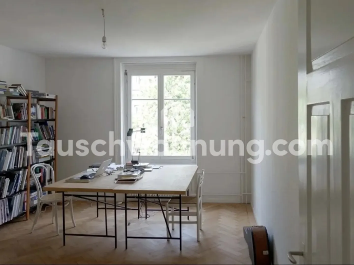 Appartamento luminoso di 3 stanze con due balconi nel quartiere 7 - Foto 2 di 6