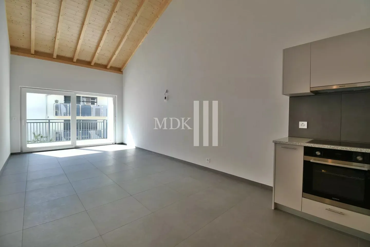 Appartamento in affitto - Foto 3 di 7