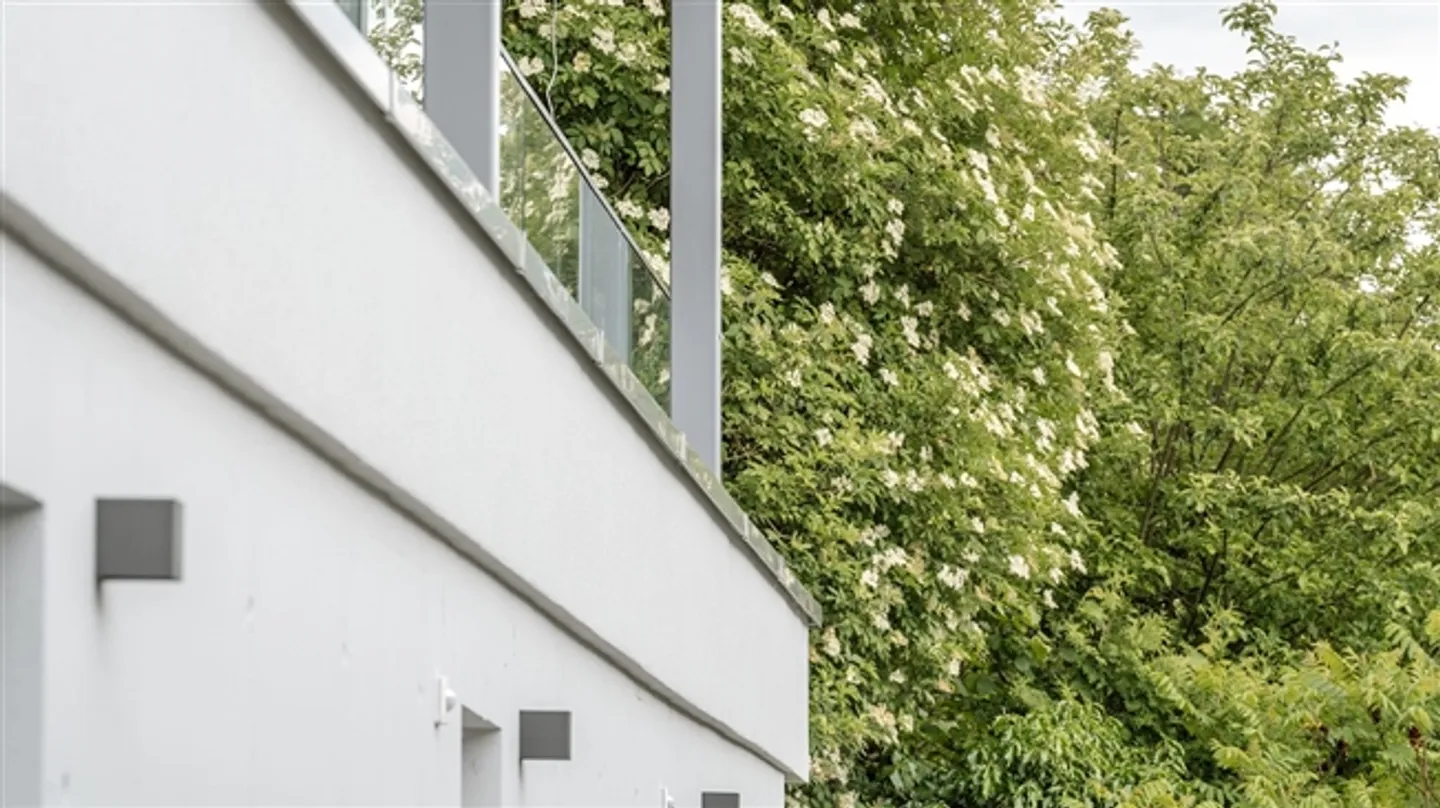 Appartement 4½ pièces ultra moderne avec grande terrasse - Photo 16 sur 18