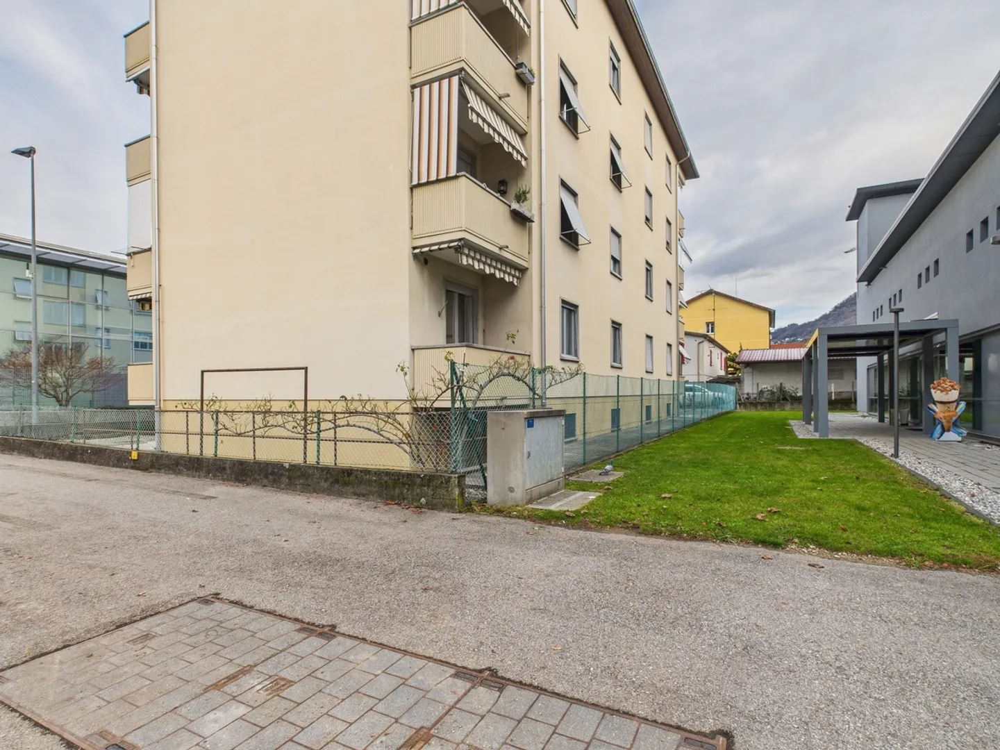 Appartamento in vendita - Foto 11 di 12