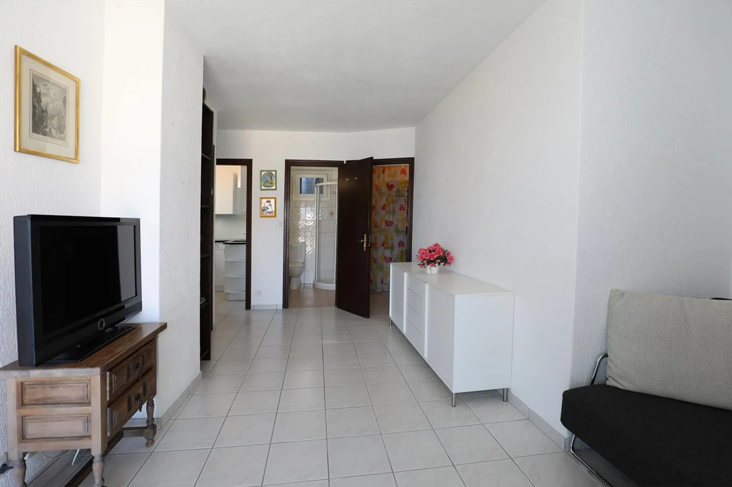 Appartamento affascinante 2.5 camere con vista lago a S. Nazzaro - Foto 10 di 17