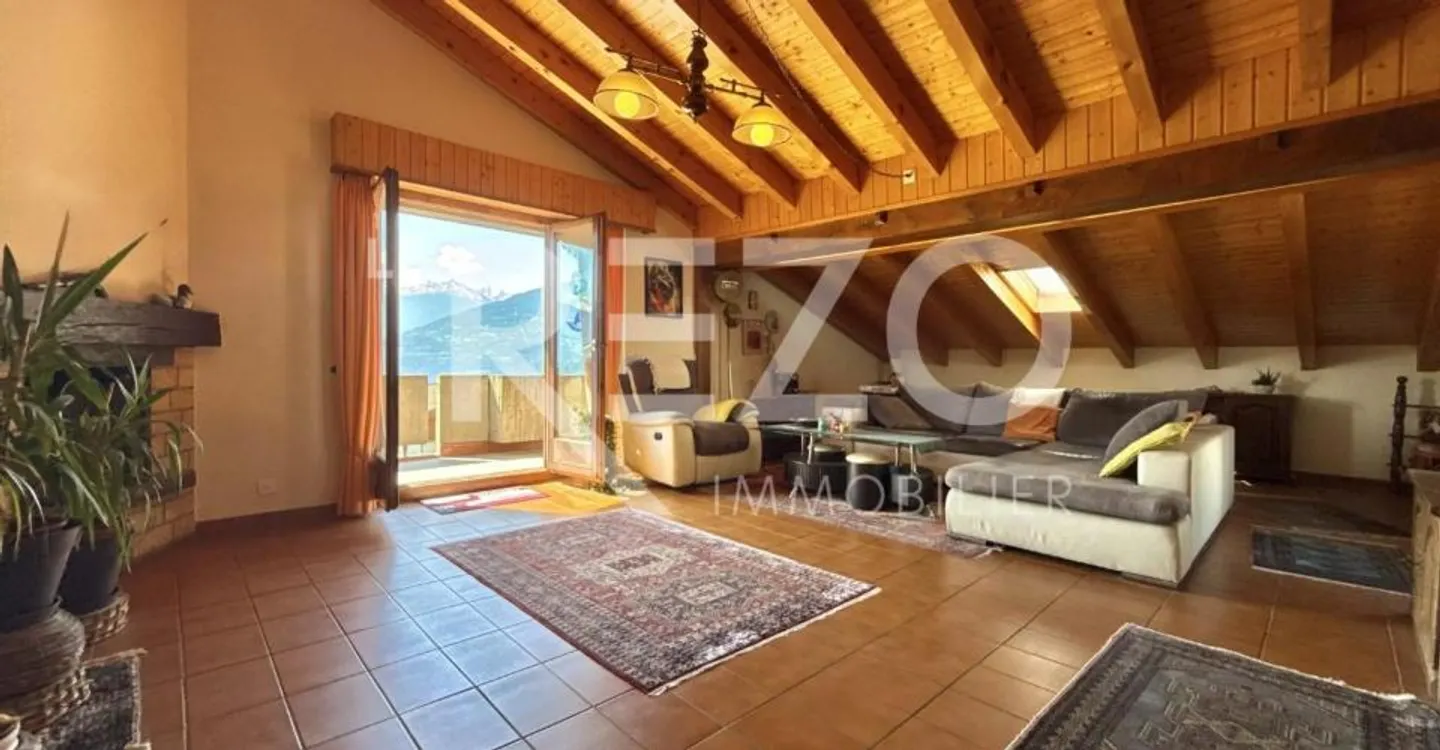 Appartamento 6.5 stanze - Foto 1 di 12