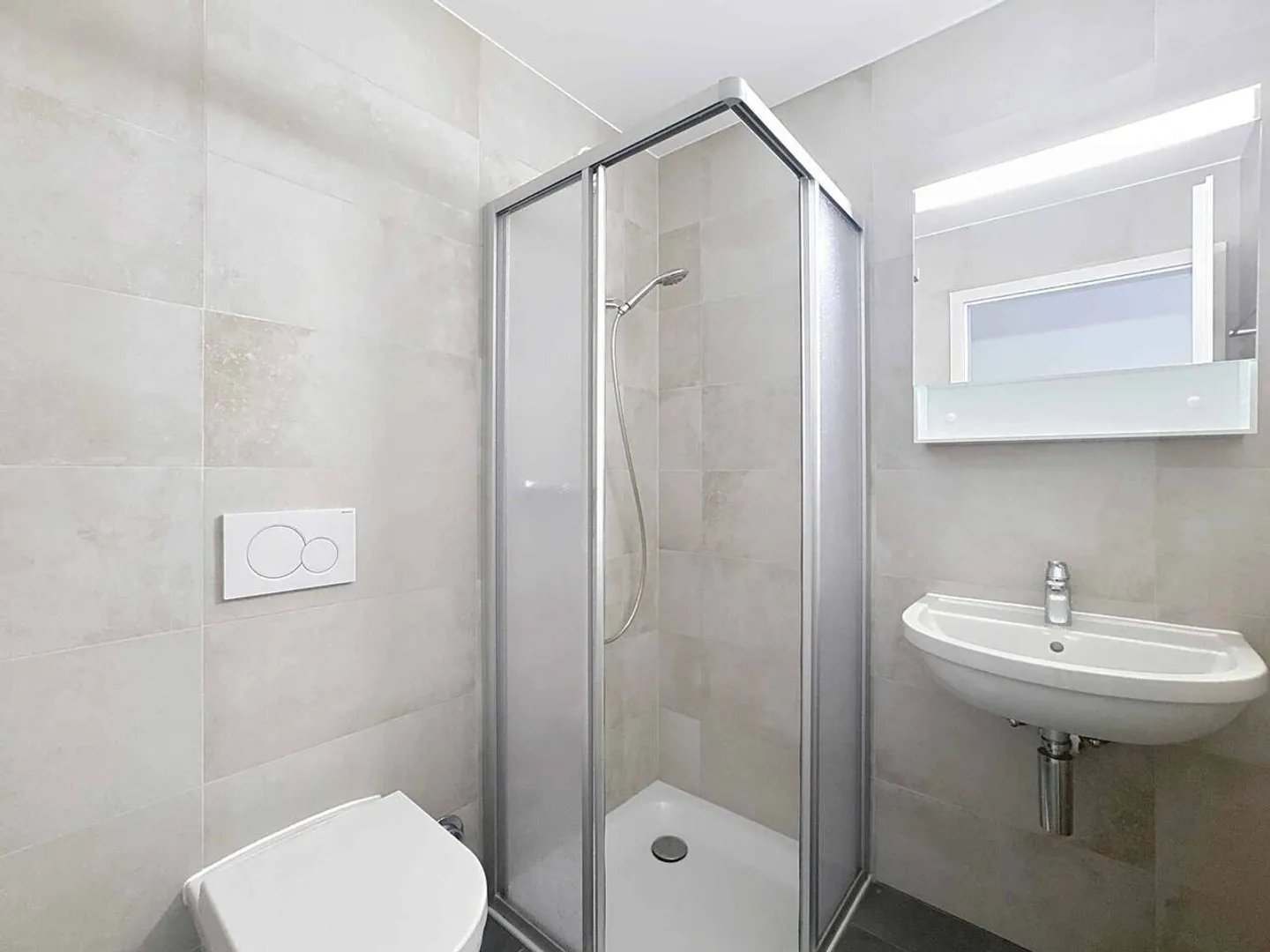 2.5 p récent avec terrasse et jardin - Photo 9 sur 11