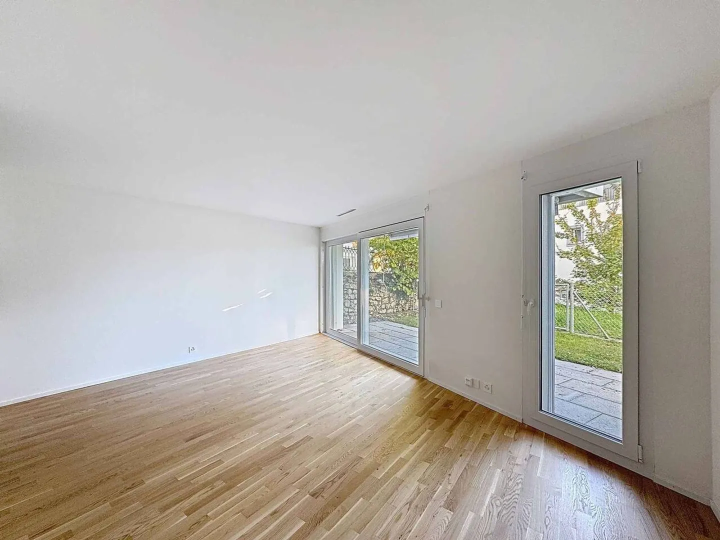 2.5 p récent avec terrasse et jardin - Photo 6 sur 11