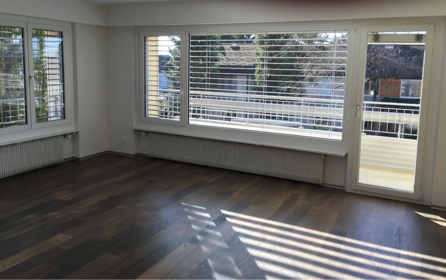 Appartement 3.5 pièces bien entretenu avec un grand confort à Bolligen - Photo 2 sur 7