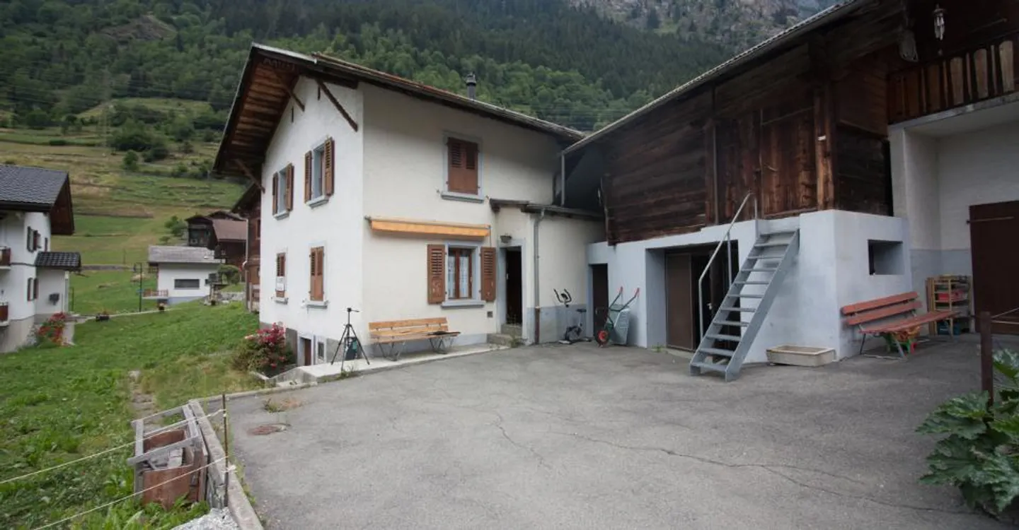 3,5-Zimmer-Haus - Foto 1 von 9