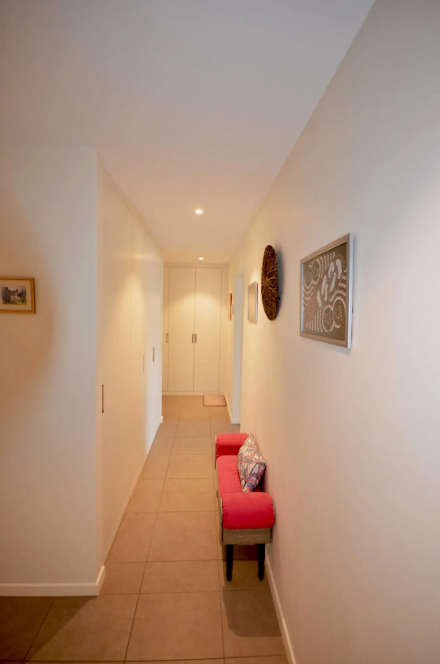 APPARTAMENTO 4.5 STANZE CON BALCONE - Foto 8 di 9