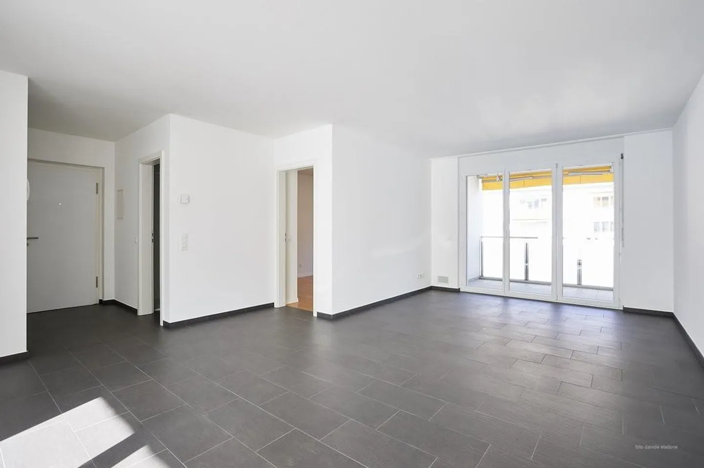 Helles 4,5-Zimmer-Apartment inmitten von Grün - Foto 4 von 11