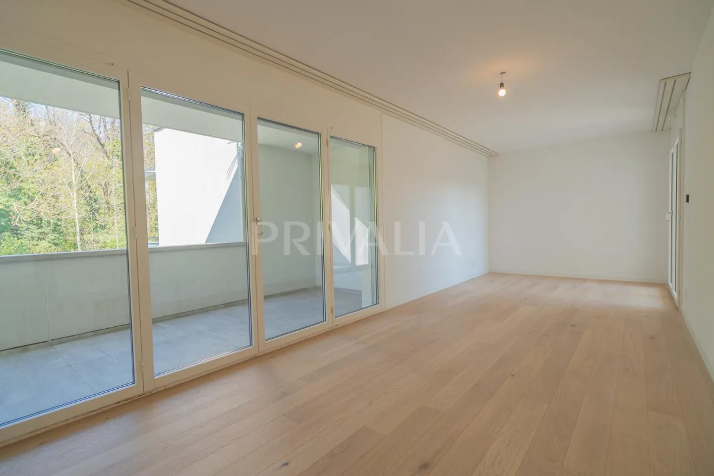 Superbo attico duplex ristrutturato con terrazze e vista libera - Foto 8 di 13