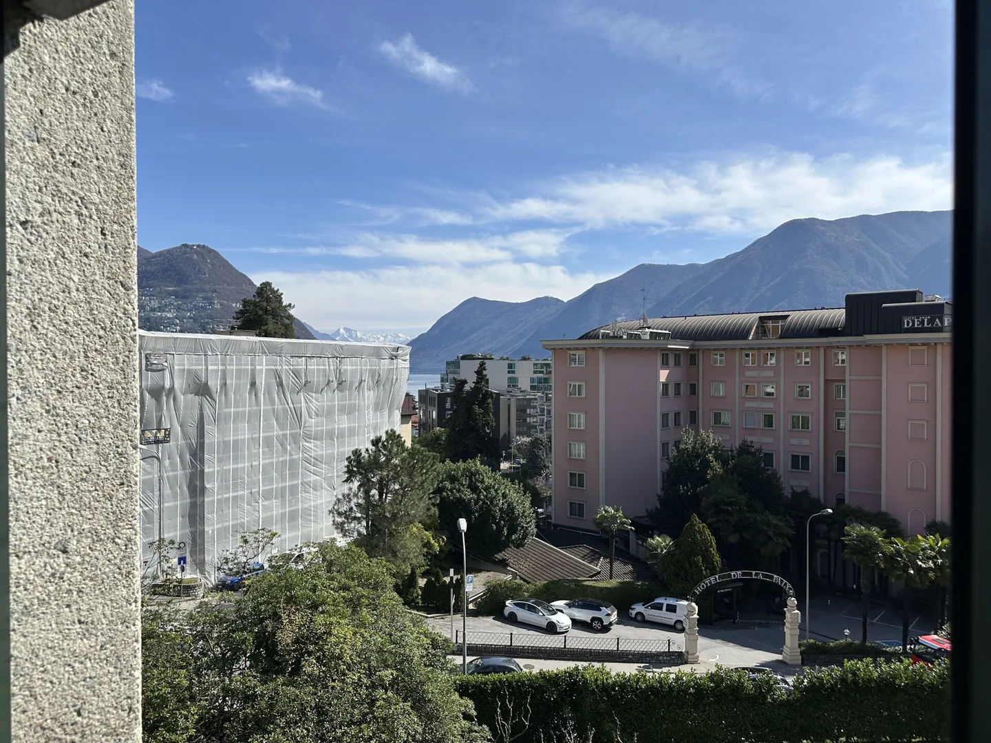Vivere in città con vista: Appartamento tra Paradiso e il centro di Lugano - Foto 1 di 12