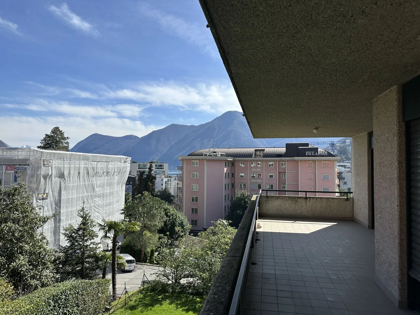 Vivere in città con vista: Appartamento tra Paradiso e il centro di Lugano - Foto 6 di 12